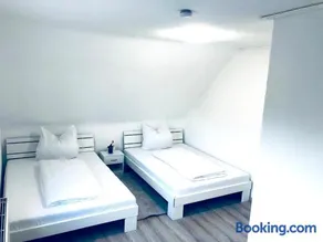 Wohnung mit neuem Bad und Küche - Image 3