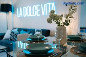 Apartment Black Level, 30m playa, Pool, Wifi - Image 1