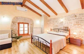 Three-Bedroom Holiday Home In Pazin - Image 5