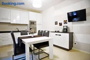 VENTUNO - Modern Apartment - Country & Lake - Image 4