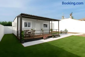 Casa con jardin y piscina con horario privada WiFi y aire acondicionado - Image 5