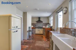2 Bed in Eye oc-4lamb - Image 3