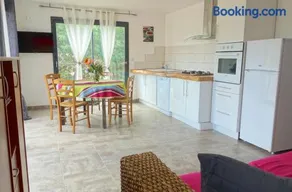 Le Clos Saint Elme - Image 2