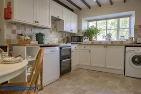 The Old Potting Shed - Image 4