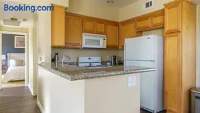 Landing Modern Apartment with Amazing Amenities (ID7986X55) - Image 2