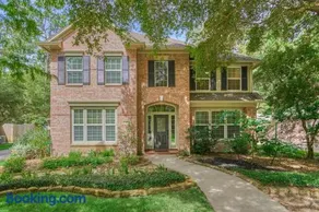 New!4BR with Easy Access to all Woodlands Amenities - Image 2