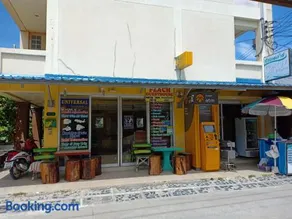 Peach Guesthouse - Image 1