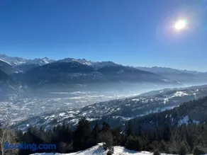 Bel appartement de 2 chambres avec magnifique vue à Crans-Montana - Image 1