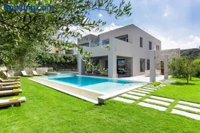 Sissy Luxury Villa Chania - Image 1