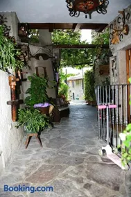 Appartamenti Serena - La Grotta - Image 1