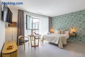 Cervantes Suites - Image 1