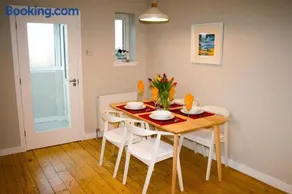 Park House - Image 4