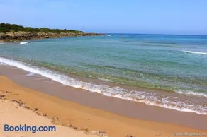 Cozy flats in an olive grove by the sandy beach - Image 1