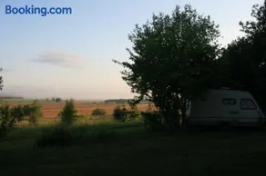 Caravan Yard - Image 1