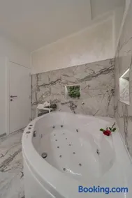 Lisa Zemun Spa Apartment - Image 2