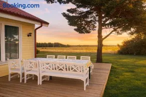Cozy Summer cottage in Tosteberga, close to the Sea - Image 1