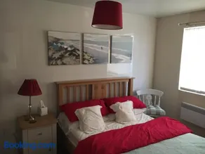 White Lodge - Image 5