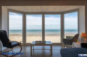 Valentino 0401 - 2 bedrooms 6p - stunning sea view - centrally located - Image 3