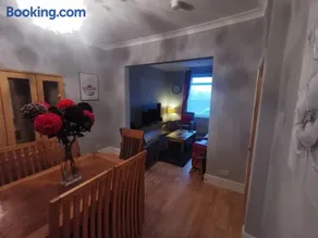 York City Central Retreat - Image 3