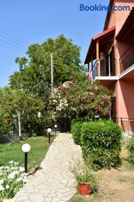 Vassilis Studio's - Image 3