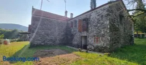 CASA RURAL DE 300 AÑOS CON SILENCIO y TRANQUILIDAD - Image 3