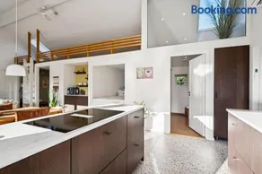 Flot Nyrenoveret Hus Tæt På Ebeltoft - Image 5