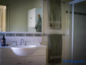 Birdsland Suite - Image 5