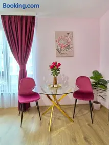 Velvet Rose Studio - Image 5