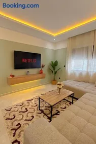Appartement de luxe 2 chambres PS5,AC,Fibre,Netflix à agdal Au coeur de Rabat - Image 4