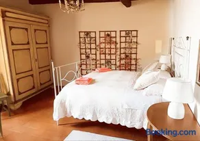 Chianti Home with Pool Terrace Garden and Magnificient View 2 to 8 persons - Image 3