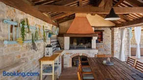 Family villa Elizabeta with pool in Umag - Image 3