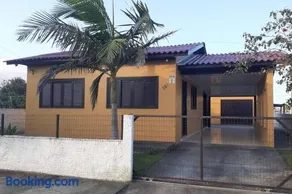 Casa próximo ao mar, 100 mts - Image 2