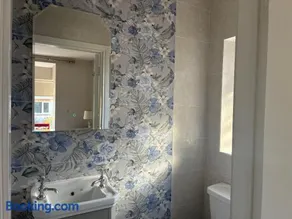 Arden Bungalow - Image 3