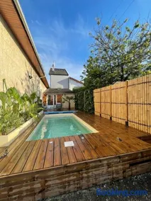 Chambres privées avec piscine partagées et cuisine partagée à 20 minutes de Paris et 40 minutes de disneyland - Image 1