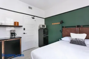 Hearth of city suite - Image 3