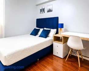 Private Invidual Room Shared Bath - Image 1