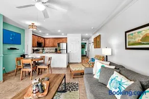 Ocean Echoes: Kona’s Oceanfront Family Oasis - Image 5