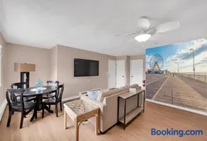 Between Tides 2BR Walk to Beach Unit C - Image 3
