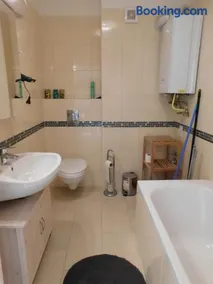 Kohl Wellness Apartman - Image 5