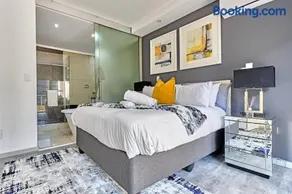 HYDROPARK ELITE SANDTON SUITEs - Image 4