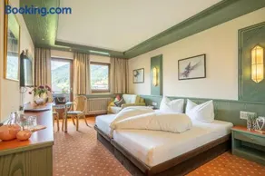 Hotel Eschenhof & Apartments - Image 4