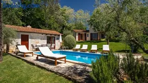 Rustic Villa Cehici with pool in Sveti Lovrec - Image 4