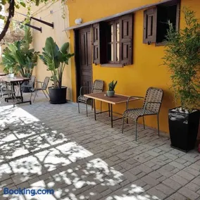Rhodes Youth Hostel - Image 5