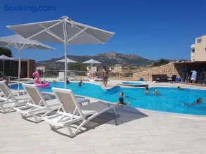 Plytra Mare Hotel - Image 3