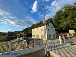 Pensiunea Ovidiu - Image 1