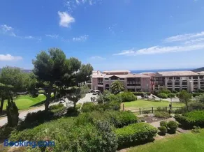 Studio rénové, super équipé avec vue magnifique - Image 4