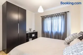 Carvalhosa Apartment - Image 4