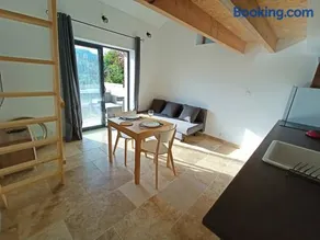 Gîte de charme avec jacuzzi face au Mont Ventoux - Image 2