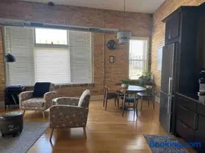 Historic Arts District Gastro Loft - Image 3