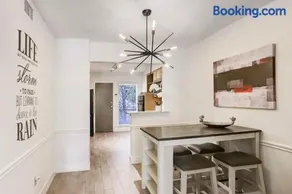PremiumStay Galleria Area 2 BR BA Unit 204 - Image 2